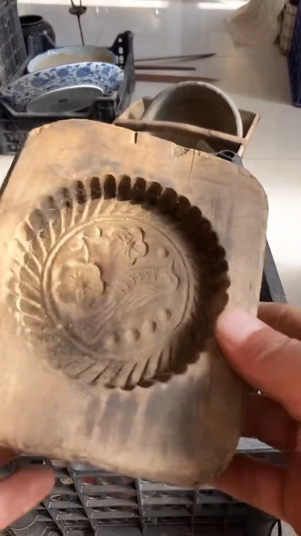 瓷片钟****甲陶瓷摆件，紫砂微瑕不退不换