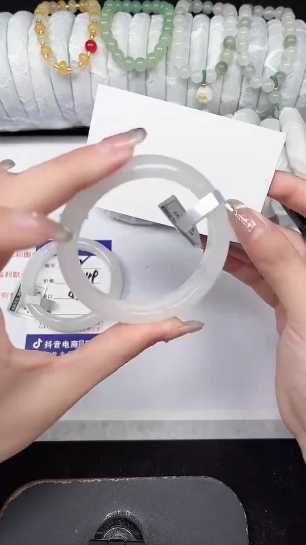 未镶嵌手镯石英质玉383-52/53