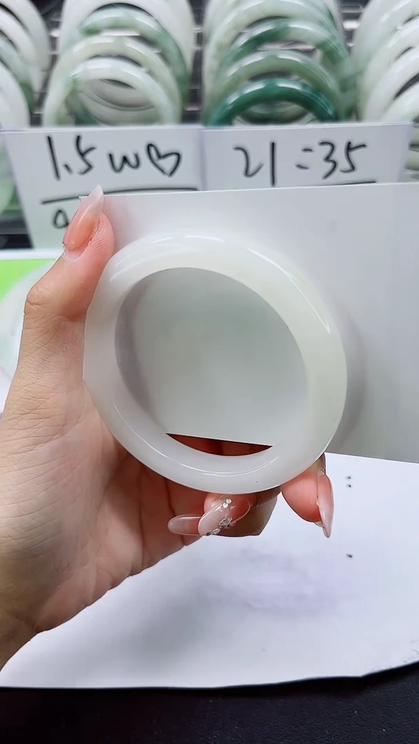 【闪购商品】石英质玉手镯未镶嵌A63-57/58