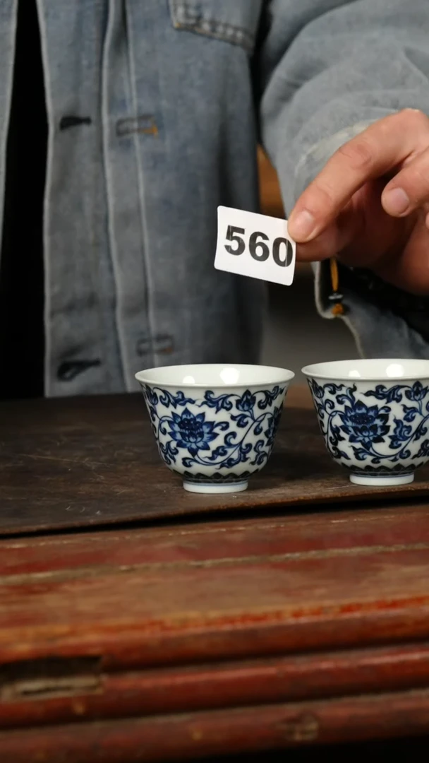 瓷片一只/标题标题标题标题