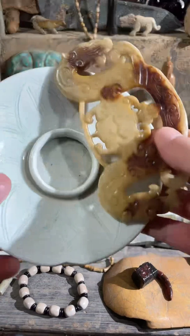 瓷片秦**子瓷器瓷器瓷器瓷器瓷器