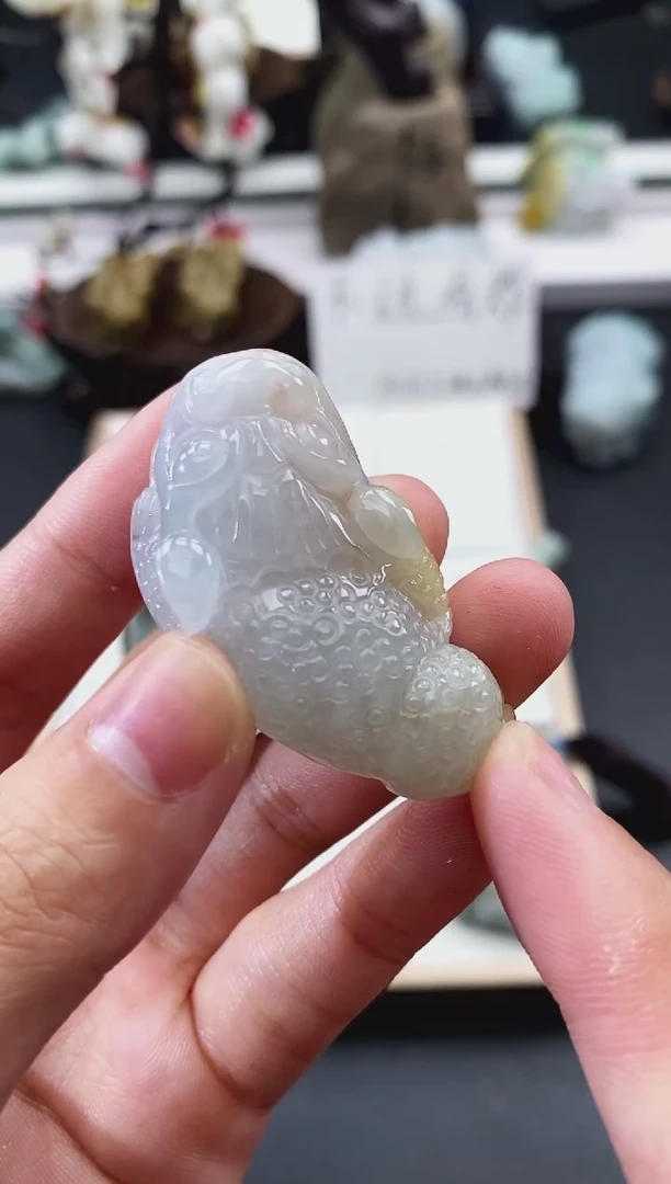 翡翠未镶嵌颈饰天然缅甸A货翡翠