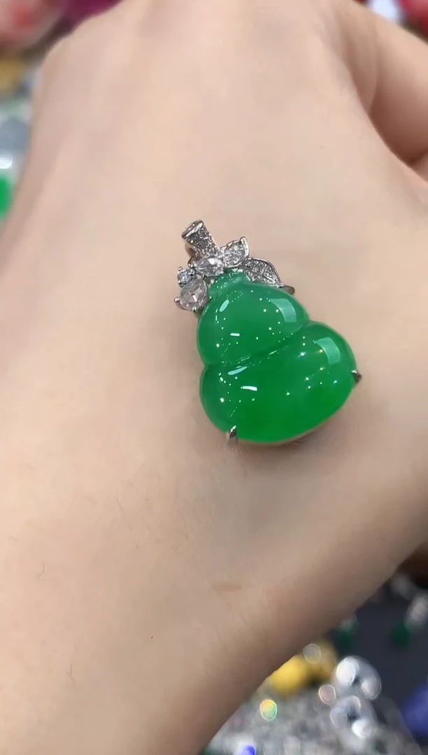 吊坠(不含链)18K金镶嵌翡翠C170 紫货有色差