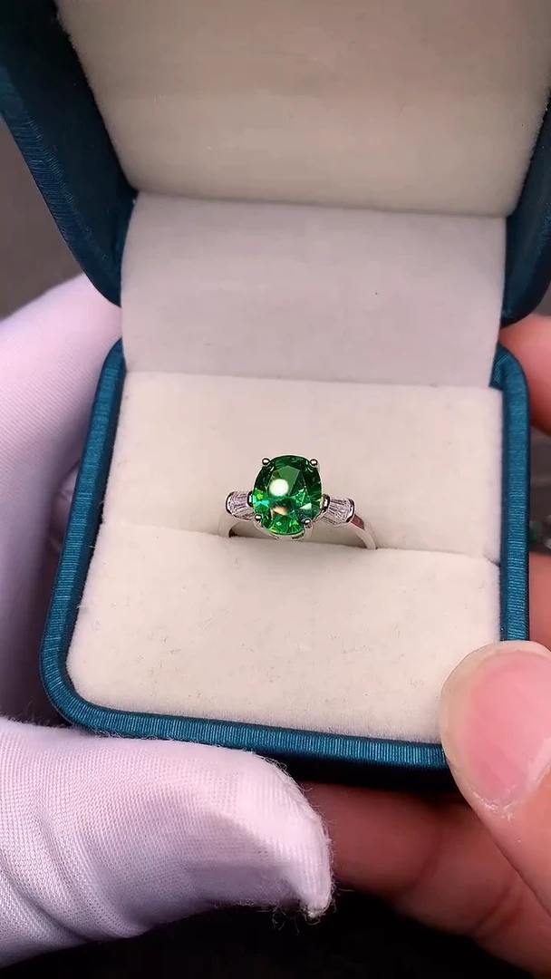 【闪购商品】石榴石（沙弗莱）戒指银S925镶嵌.......