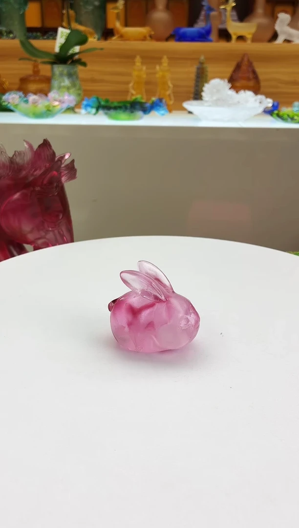手工艺品琉璃粉色小兔子茶宠摆件【微瑕】
