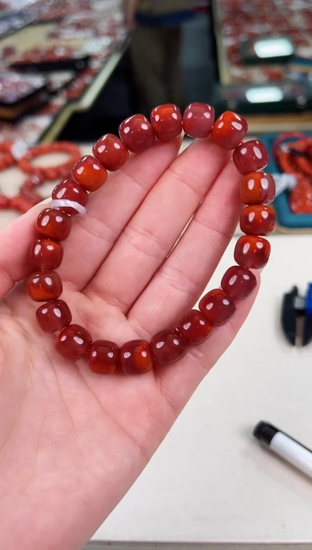 未镶嵌瓦西老型手串10+南红玛瑙（多样式发其一）