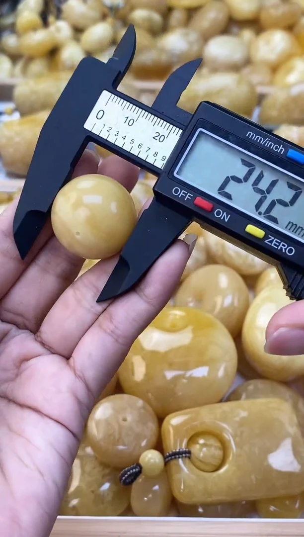 未镶嵌琥珀裸石天然琥珀蜜蜡