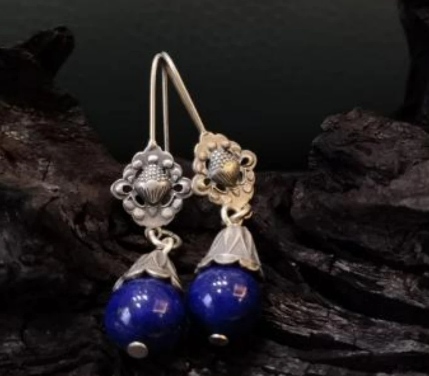 【艺芯】925老银8mm青金石耳环 YX25101831