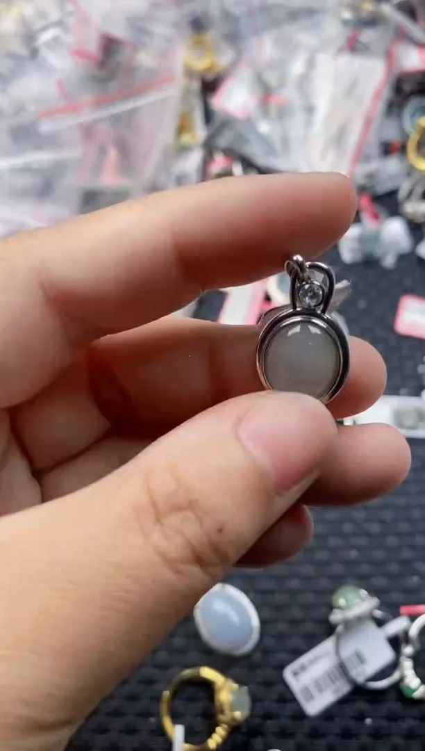 翡翠戒指银S925镶嵌7777     5
