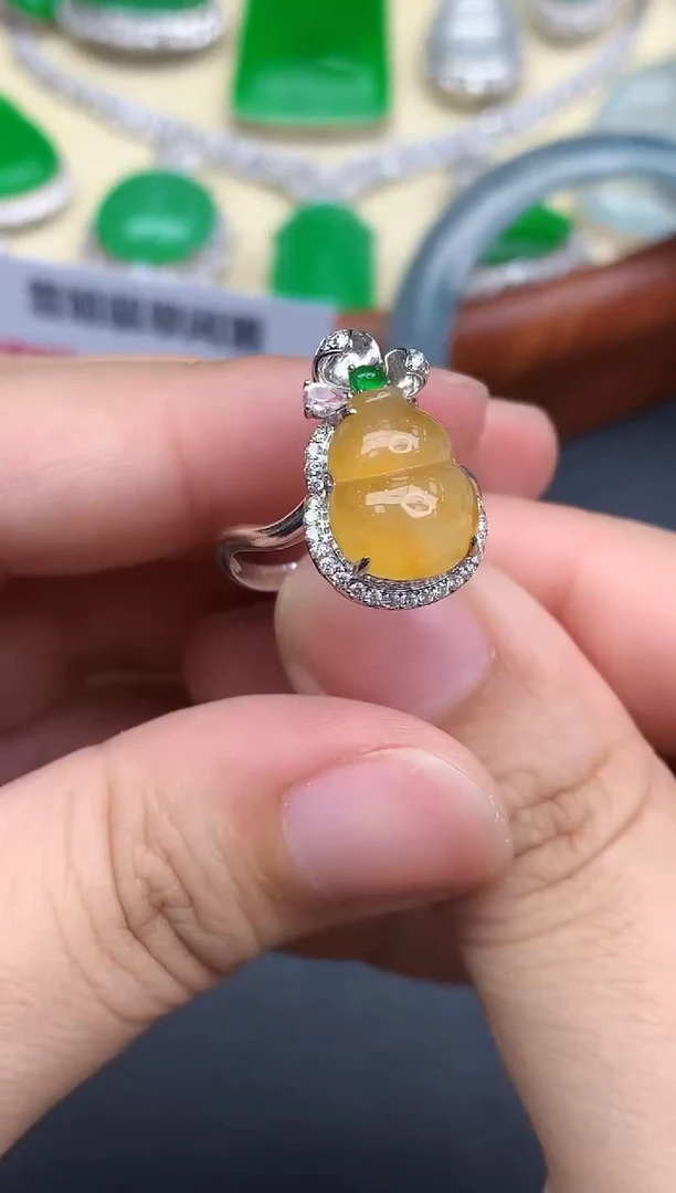 18K金镶嵌戒指翡翠483-中国好珍宝