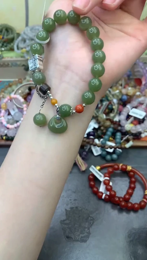 足银镶嵌和田玉手饰139微瑕