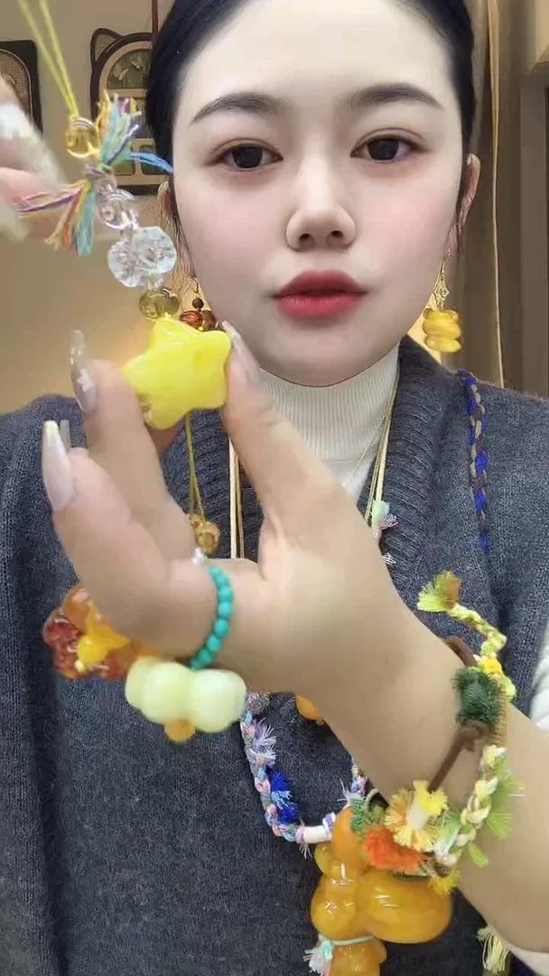 砖雕大喜喜时尚穿搭饰品