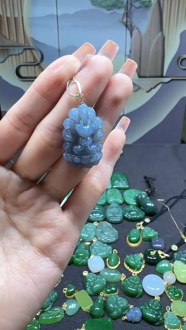 和田玉18K金镶嵌吊坠(不含链)1
