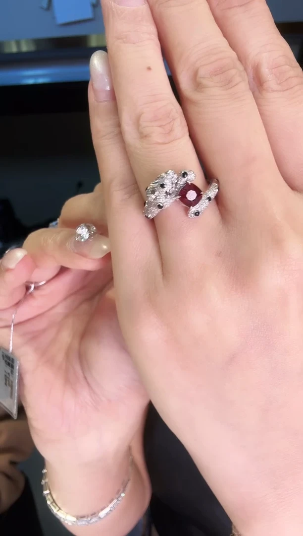 铂Pt950镶嵌戒指红宝石1.01ct