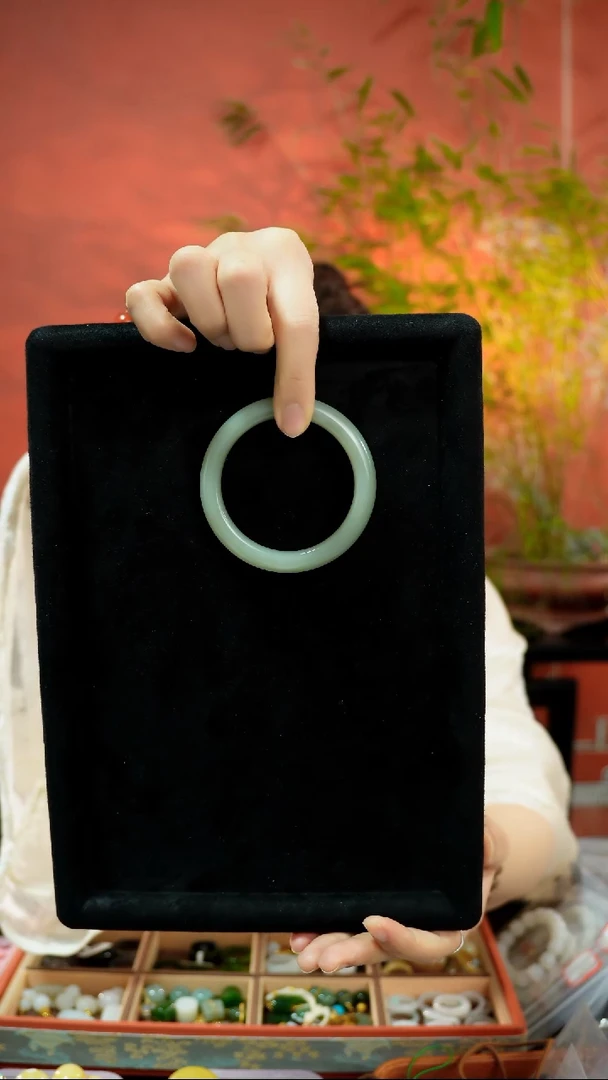 未镶嵌手镯和田玉57.5毫米