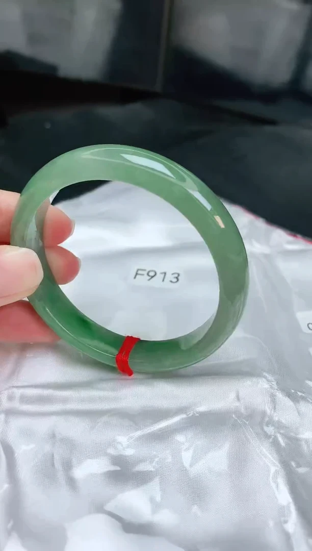 【闪购商品】翡翠手镯未镶嵌缅甸天然A货翡翠手镯