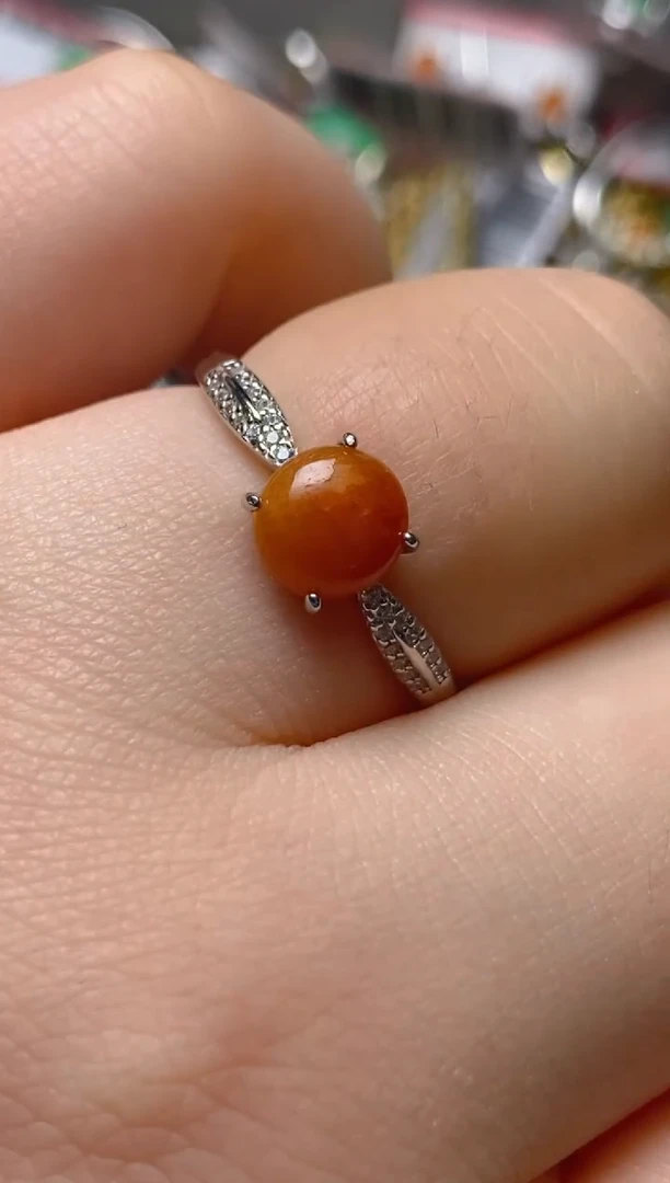 银S925镶嵌戒指翡翠百内无证书