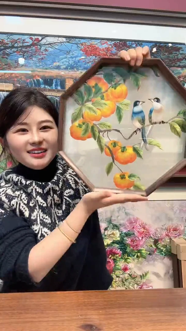 竖款非遗苏绣手工刺绣摆台