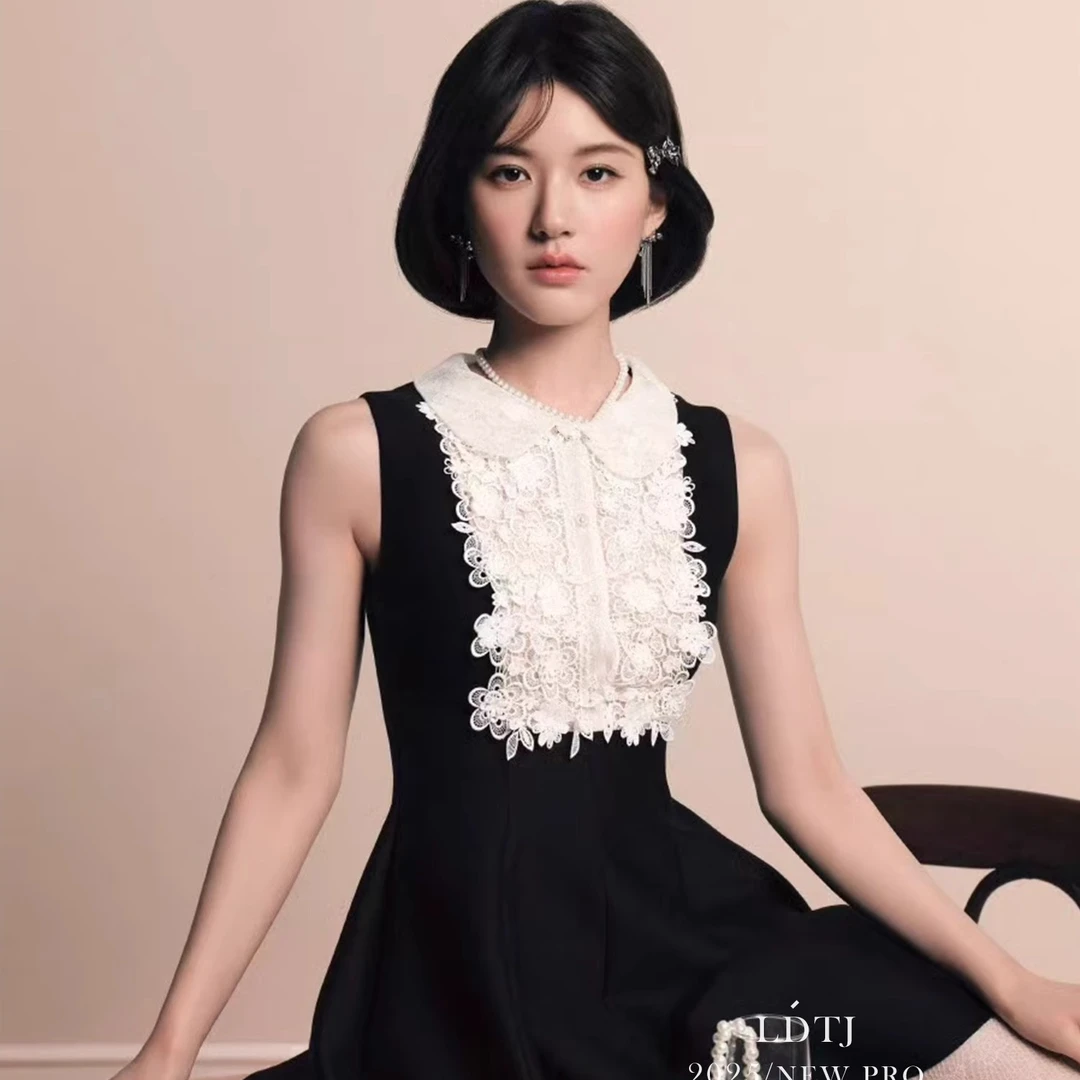 高定秋冬新赵露思同款法式千金洋气复古无袖收腰显瘦连衣小黑裙女