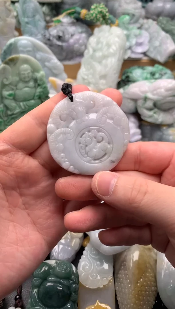 吊坠(不含链)未镶嵌翡翠1