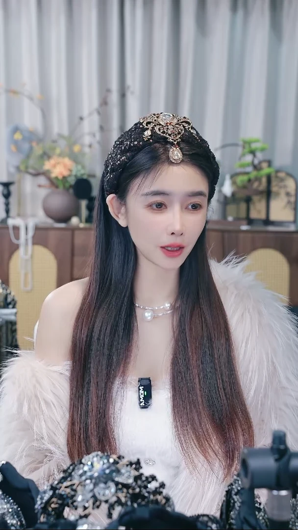 非金属布艺轻奢重工款 A017