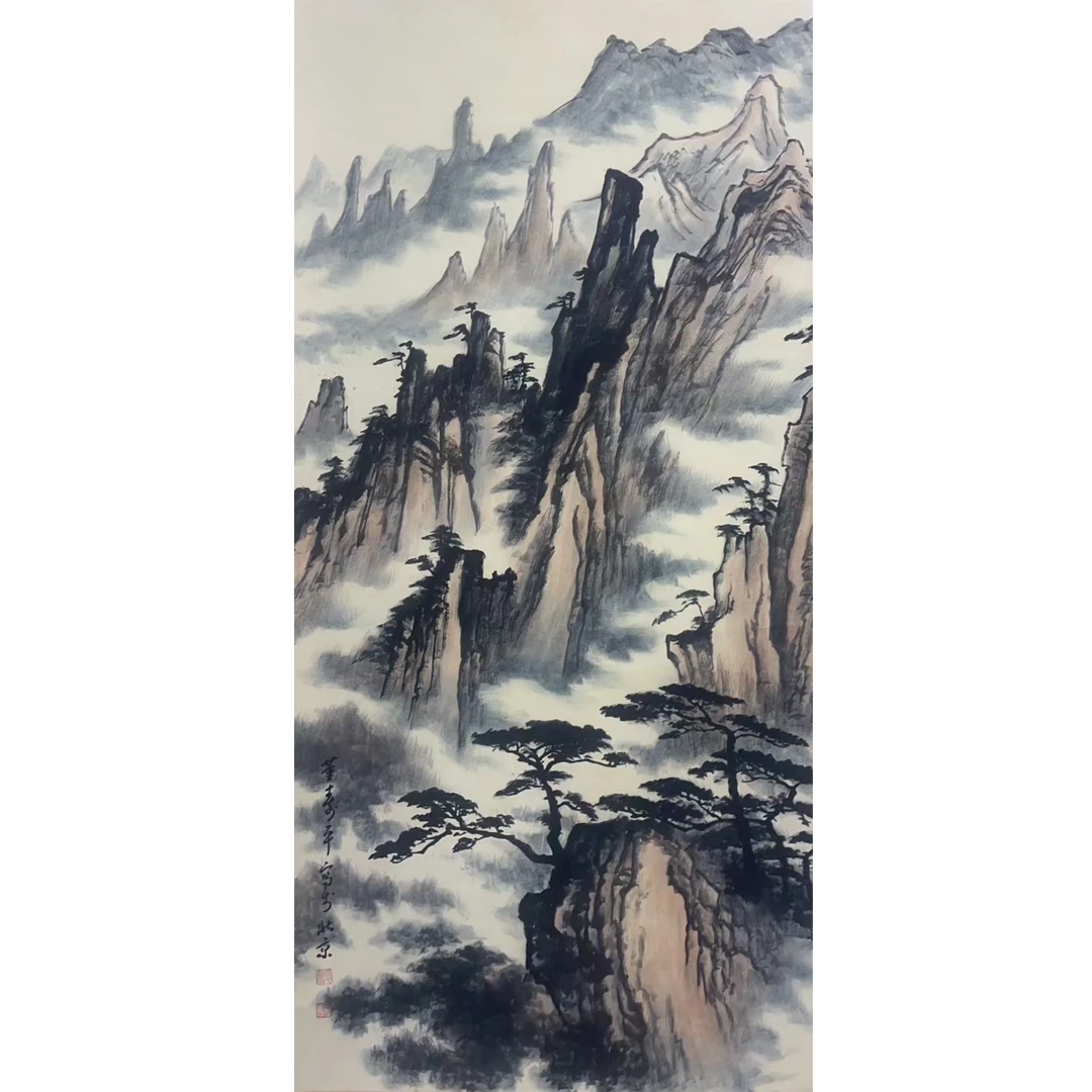 董寿平 款 绘画山水立轴137×66 8.1平尺