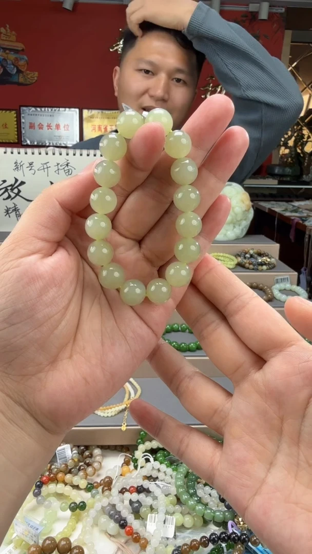 手串未镶嵌和田玉高冰晴单圈手串