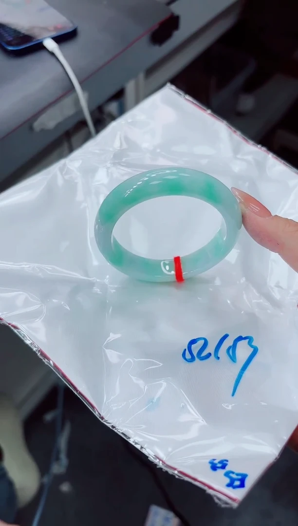 【闪购商品】翡翠手镯未镶嵌000000000