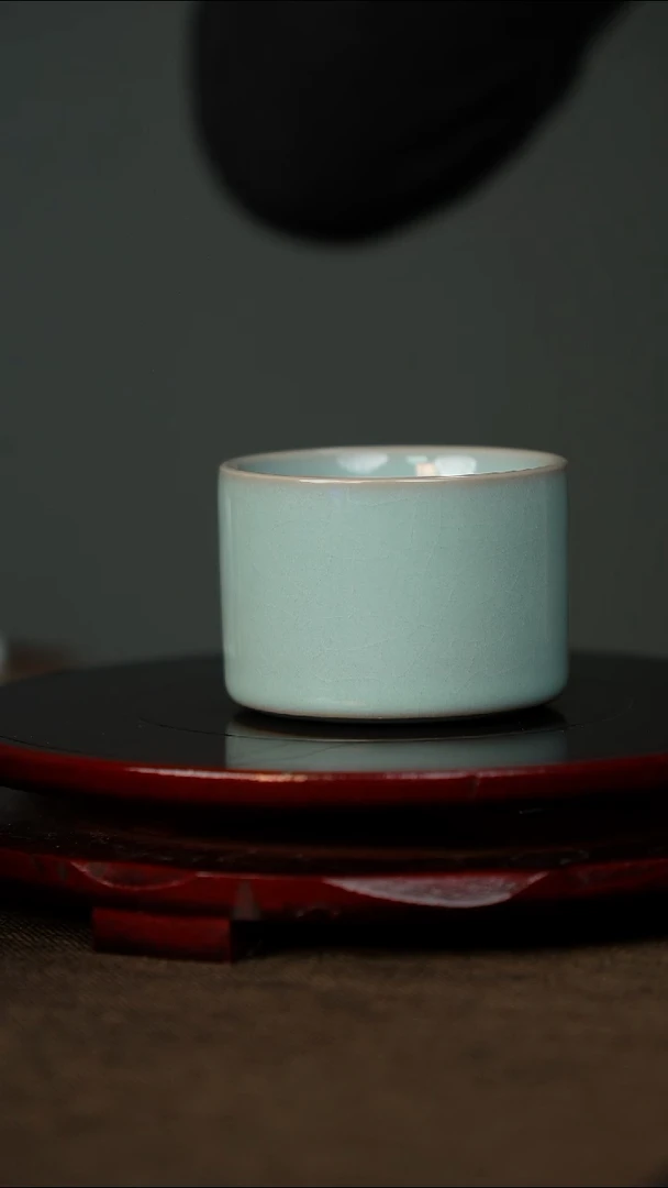 樊立 天青扳指杯 带底款
