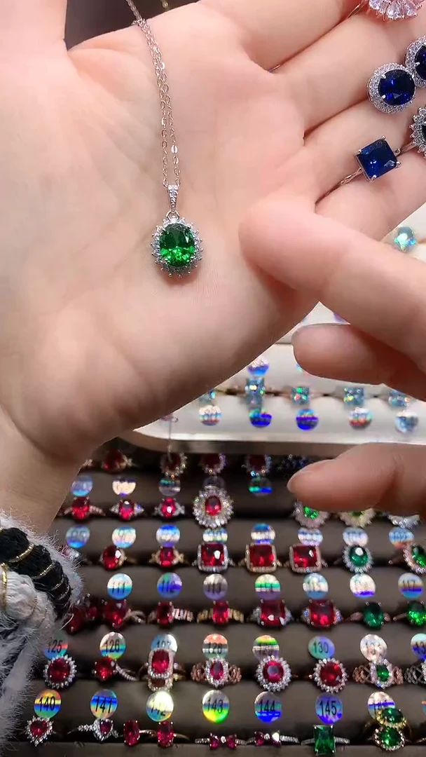 【闪购商品】透辉石吊坠银S925镶嵌银色8.10