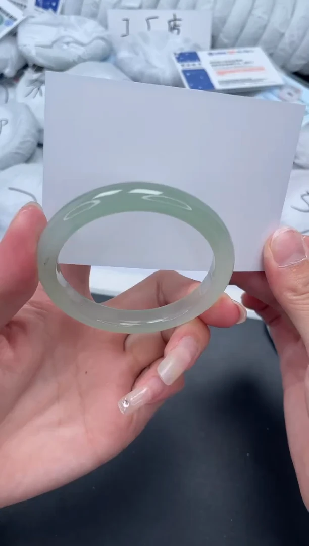 石英质玉手镯未镶嵌186-55.6