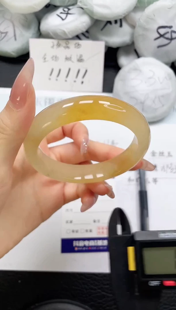 石英质玉手镯未镶嵌202-60