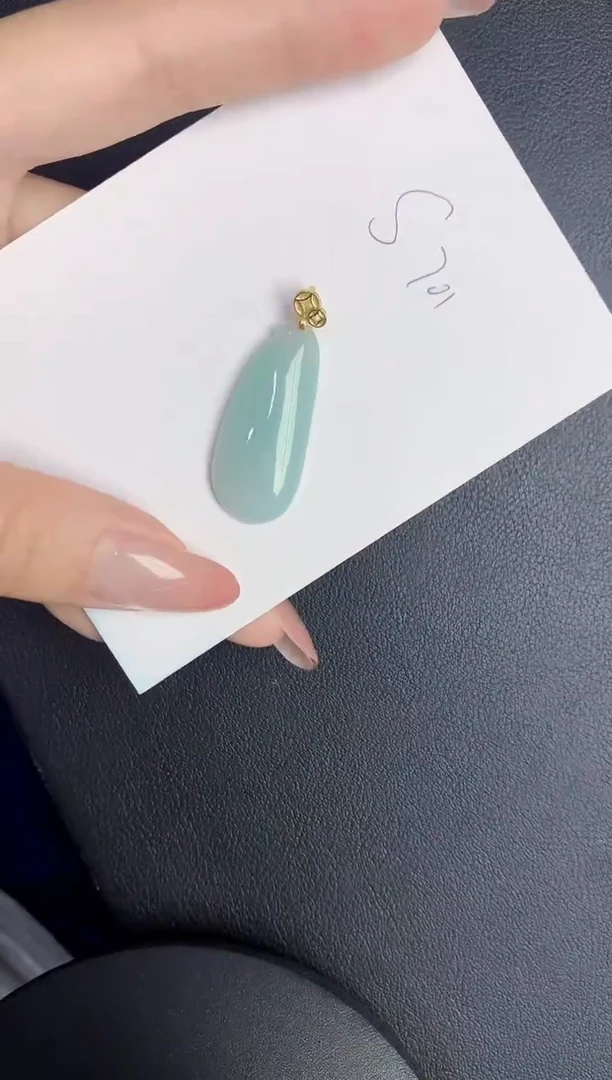 翡翠未镶嵌颈饰缅甸天然翡翠A货