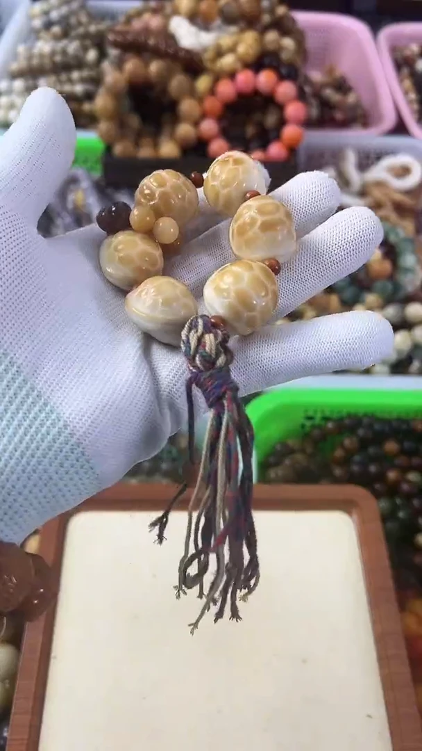 菩提根/象牙果手串23富甲天下