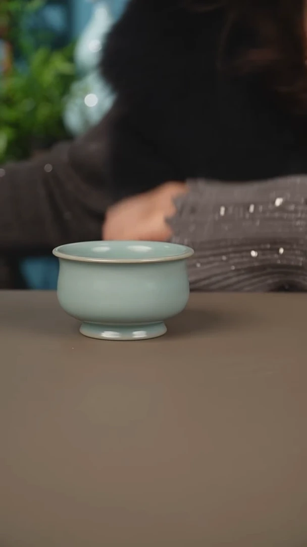 仿古天青炉式杯一级