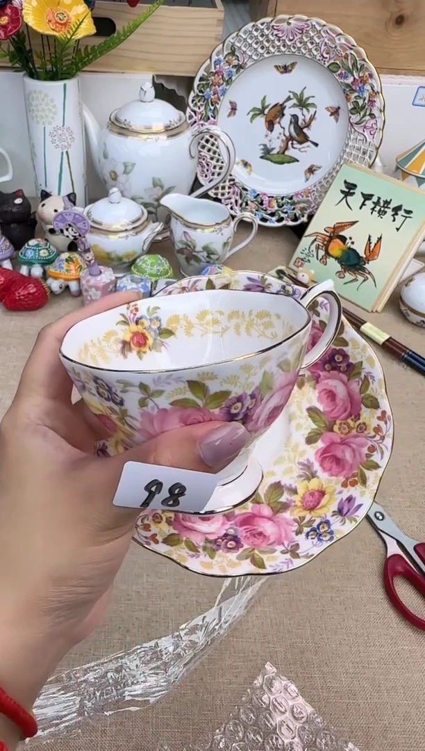 瓷片泡泡家的瓷器真好看