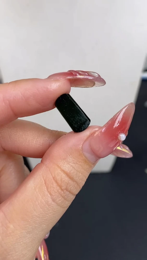 未镶嵌定制翡翠翡翠毛货~