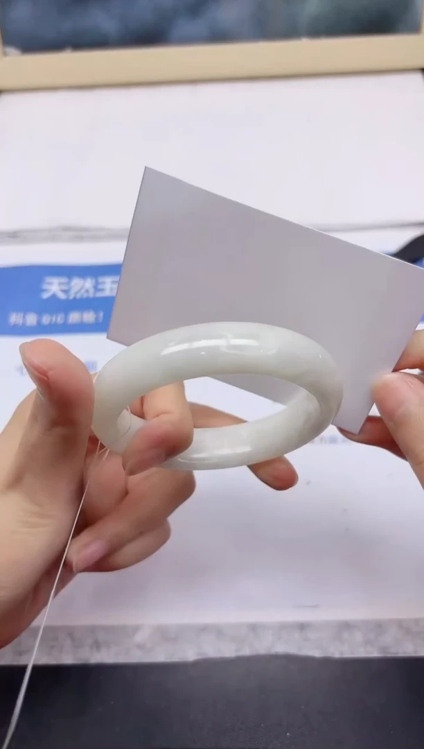 和田玉手镯未镶嵌192-58