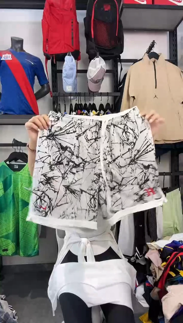 549编码 瑕疵款直播间过款为准 尺码175