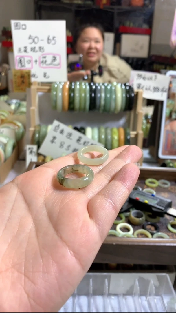 未镶嵌岫玉戒指42