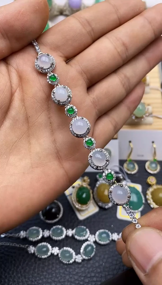 【闪购商品】翡翠手链未镶嵌福利款5899