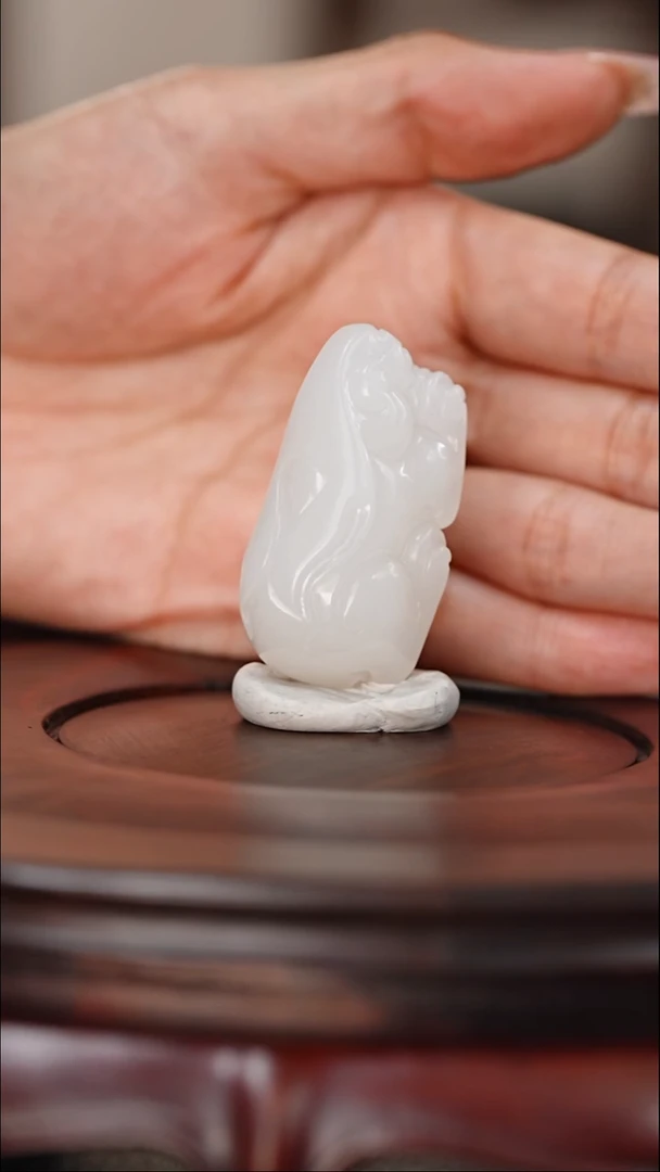 未镶嵌和田玉挂件和田玉