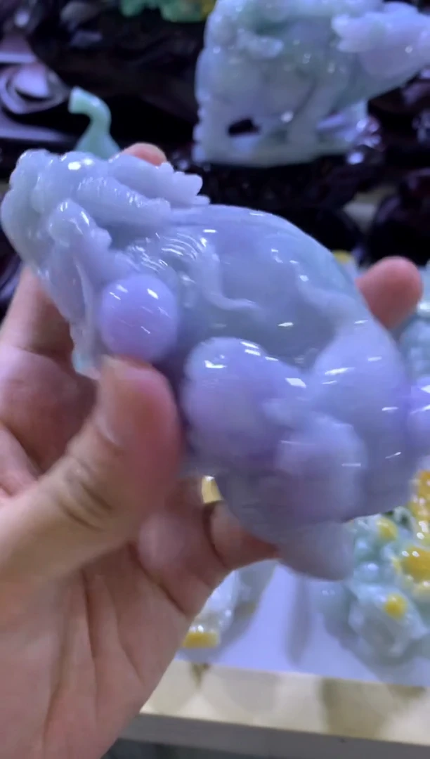 翡翠摆件未镶嵌翡翠摆件