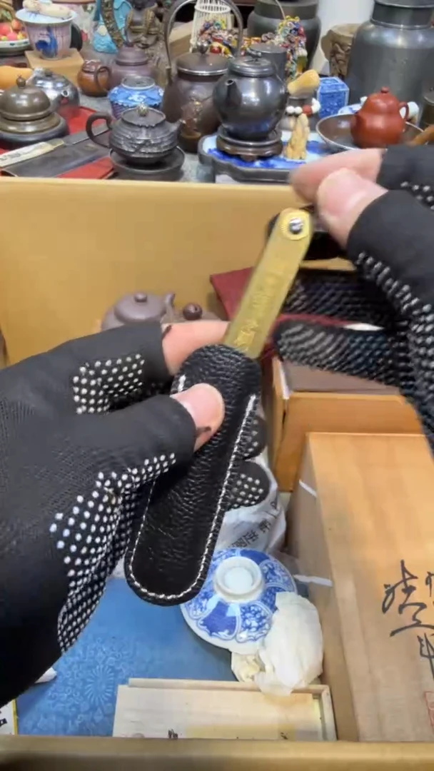 金属中古艺术工艺美术品