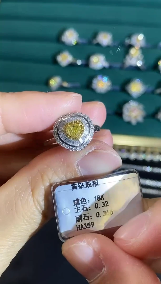 18K金镶嵌戒指钻石1231