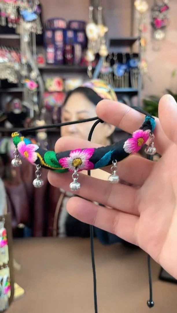 织绣民族风手工非遗老绣饰品307