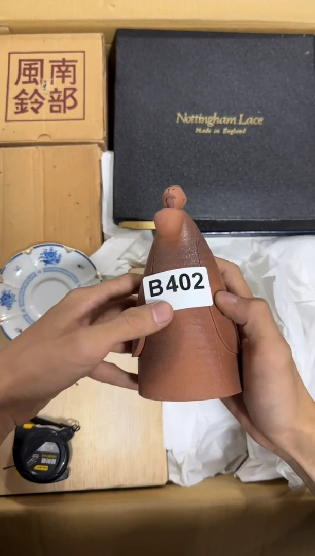 瓷片一****人402 中古商品，谨慎购买