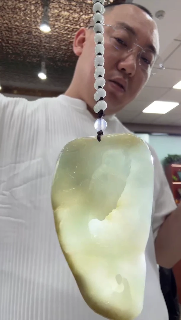未镶嵌挂件翡翠A货翡翠孤品国雕谢林工