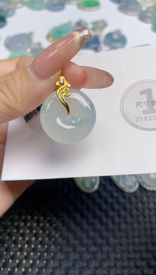 颈饰18K金镶嵌翡翠天然缅甸A货翡翠百元以上9元证书费自理