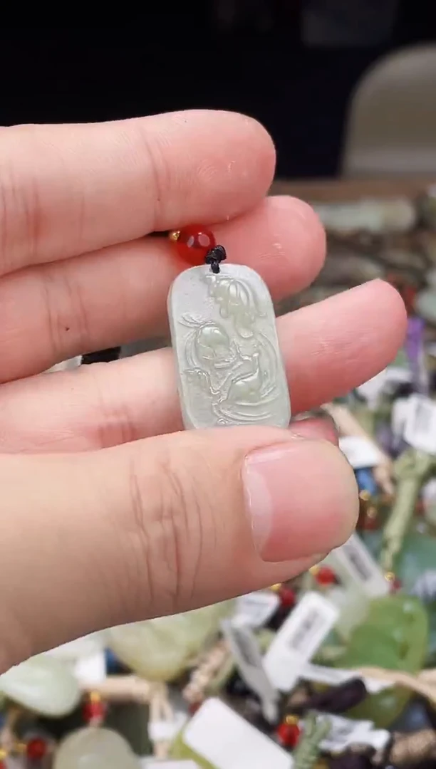 颈饰未镶嵌和田玉1